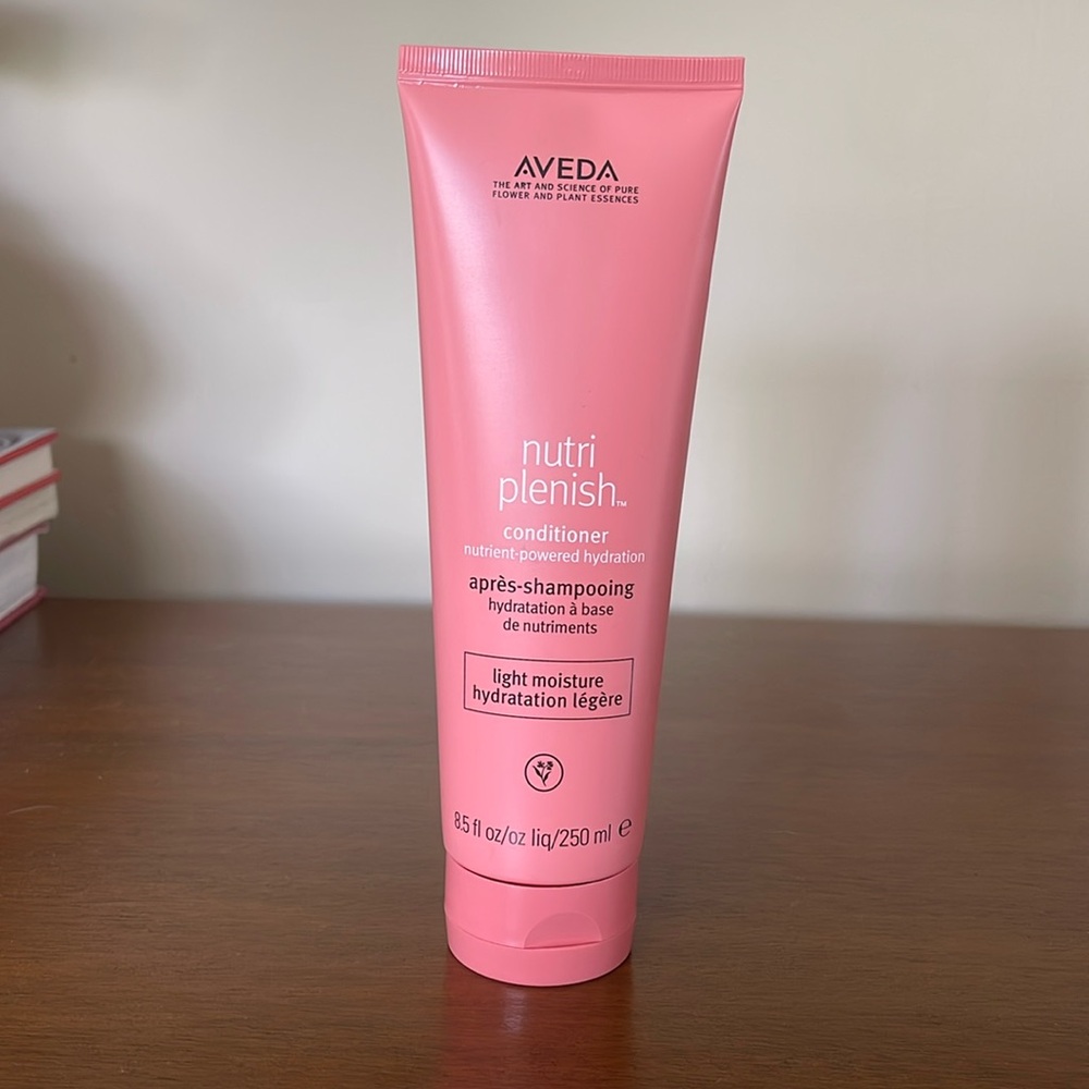 Aveda nutriplenish light moisture hydration conditioner 8.5 fl oz